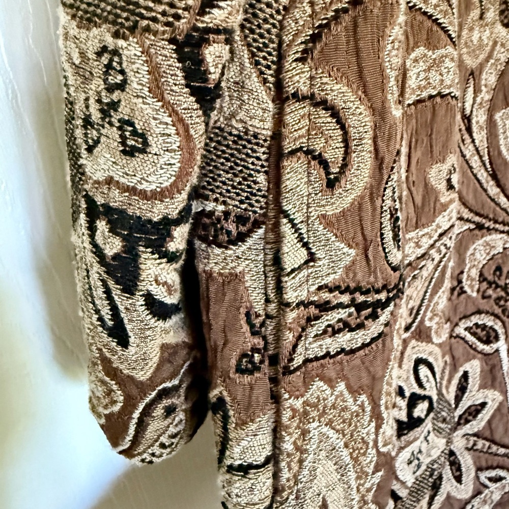 CMC Brocade Jacket in browns & black, Size Large. NWOT. - Picture 6 of 6